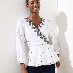 Women's wrap top Loft Scalloped Dot print